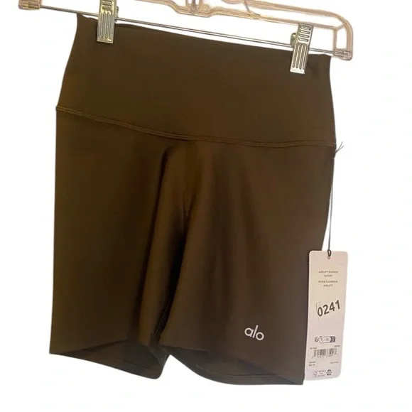 ALO Yoga | Shorts | Nwt Alo Yoga Airlift Energy Shorts Espresso